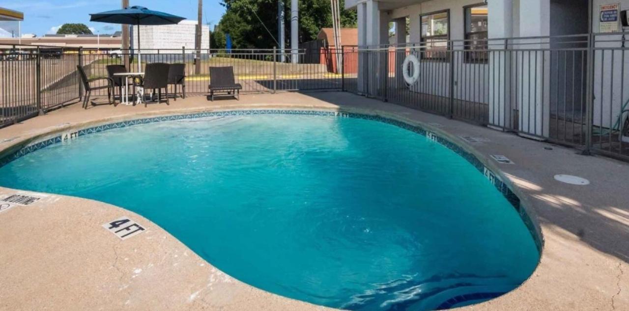 Motel 6 Irving - Loop 12 Exteriér fotografie