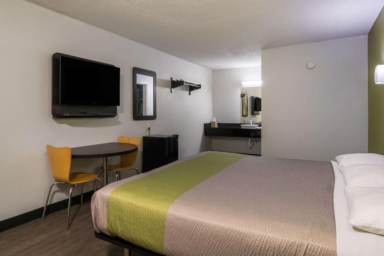Motel 6 Irving - Loop 12 Exteriér fotografie