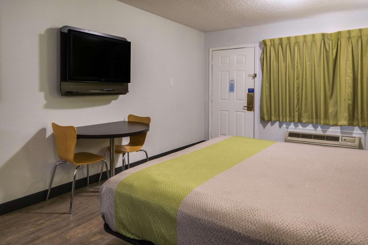 Motel 6 Irving - Loop 12 Exteriér fotografie