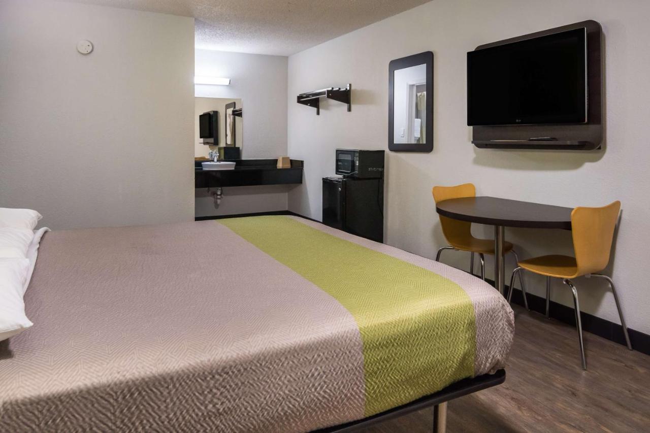 Motel 6 Irving - Loop 12 Exteriér fotografie